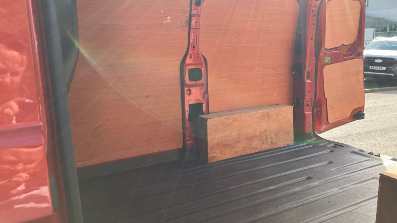 Ford Transit Custom 300 L1 Diesel Fwd 2.0 EcoBlue 136ps H1 Van Limited